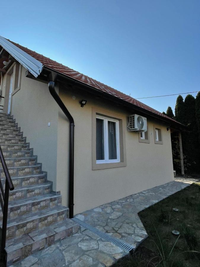 Apartmani Marija Zemun Zemun Polje Zewnętrze zdjęcie